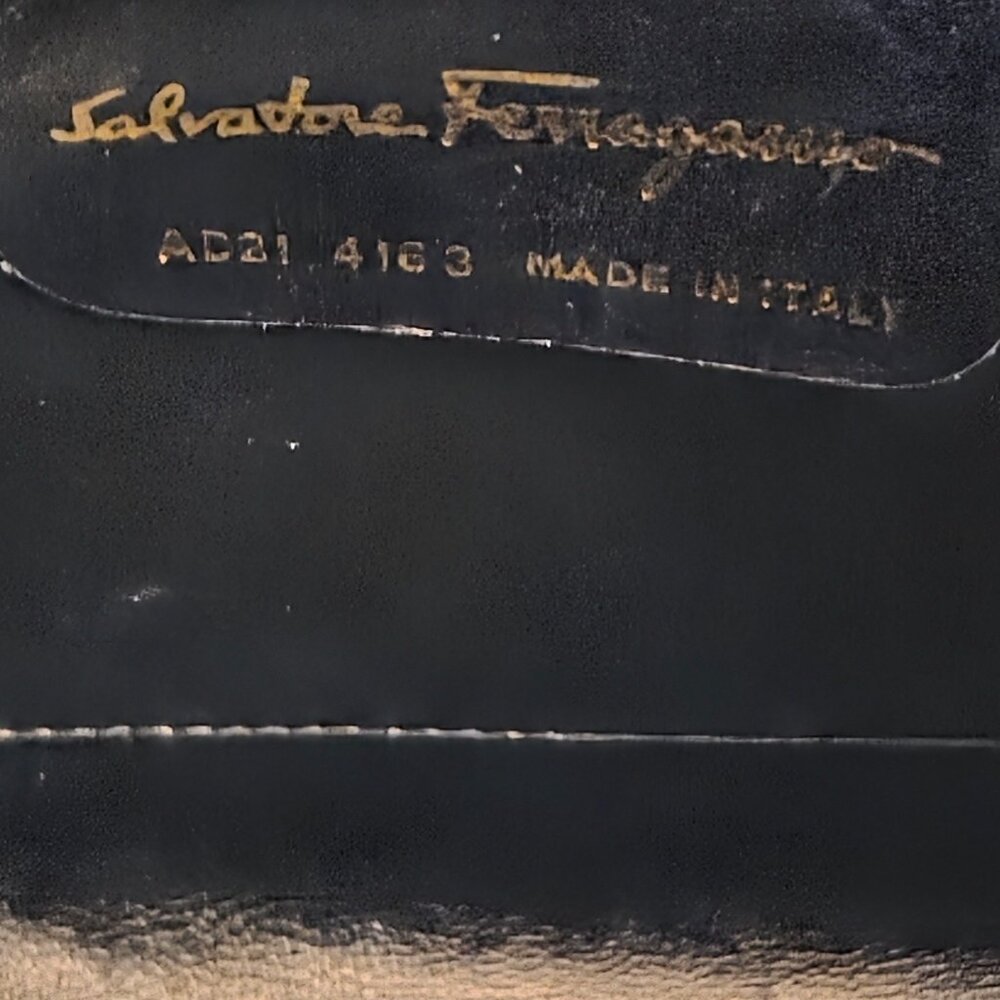 Salvatore Ferragamo   *** RARE DESIGN *** - Picture 3 of 11